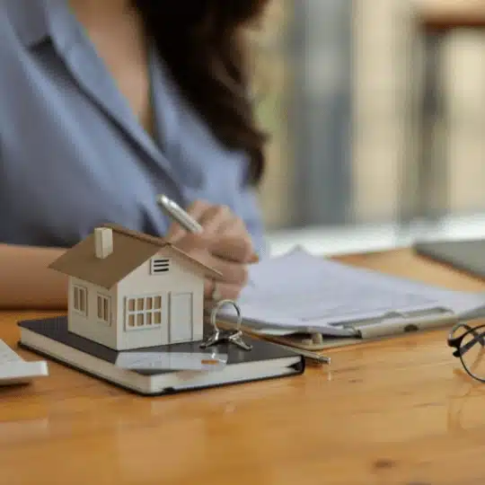 How to Sell Your House With Tenants in Tampa